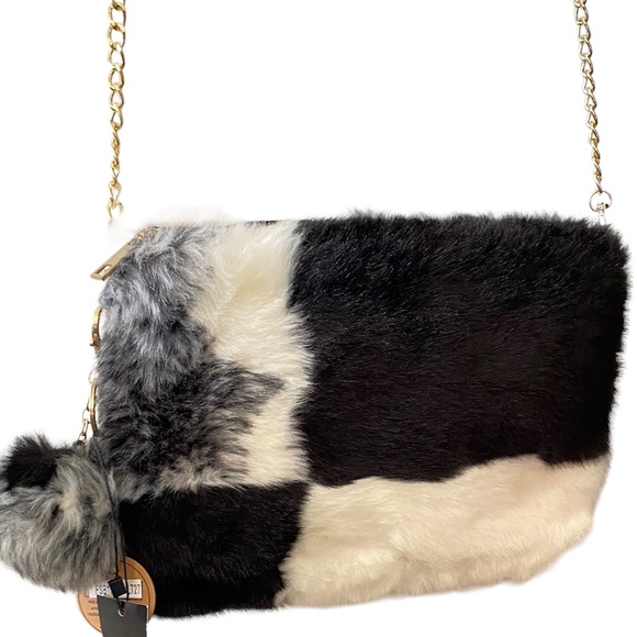 Heimish Atlantic Fashion Faux Fur Purse with Goldtone chain strap New with tag - Picture 2 of 8